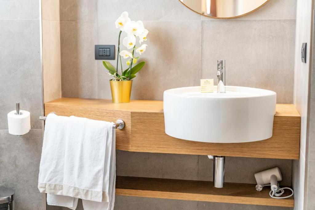 Castel Sant Angelo Luxury Rooms And Tour Rom Exteriör bild